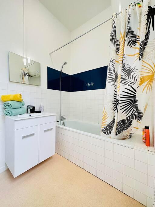 Appartement Confortable Laon Buitenkant foto