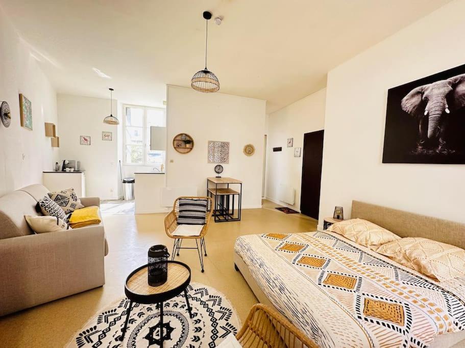 Appartement Confortable Laon Buitenkant foto