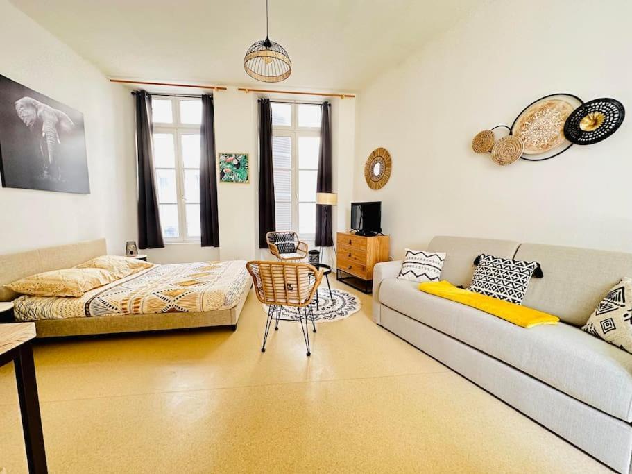 Appartement Confortable Laon Buitenkant foto