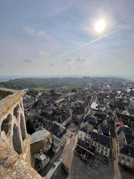 Appartement Confortable Laon Buitenkant foto